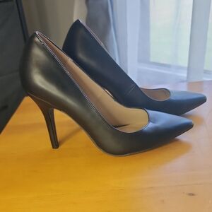 Chinese Laundry Classic Black Heels